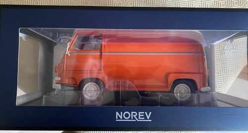 Estafette renault orange - estafette,