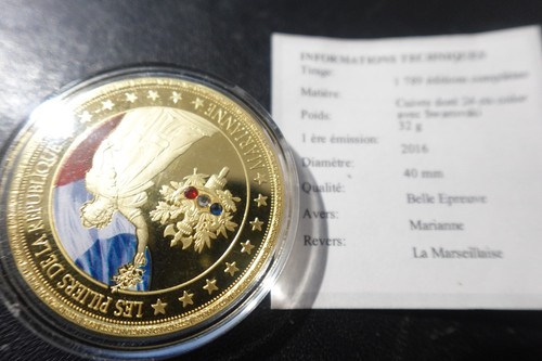 Médaille doré coloré - médaille,