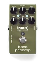 MXR M-81 Bass Preamp pedal