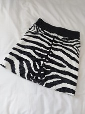 mini jupe far motif zèbre