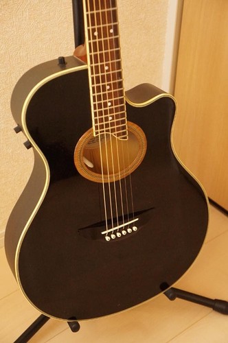 Guitare électrique acoustique