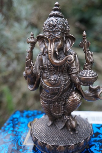 708 7894 figurine - 708.7894,