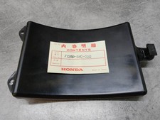 Couvercle inférieur de selle CB250 CB360 CL360 SL350 XL100 HONDA 77250-340-000