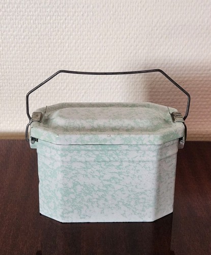 Ancienne gamelle cantine - ancienne,