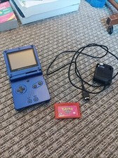 gameboy advance sp + pokemon