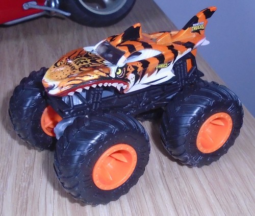 Lot hot wheels - n°10, monster