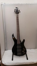 Guitare basse électrique