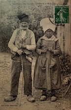 CPA 17 CHARENTE MARITIME SAUJON NOS ANCIENS LE PÈRE ET MÈRE DUC SAINTONGEAIS