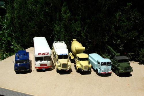 Hachette lot 6 camions - hachette,