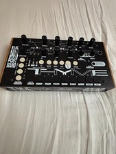 BASTL INSTRUMENTS THYME Digital Tape Delay d'occasion testé avec câble...