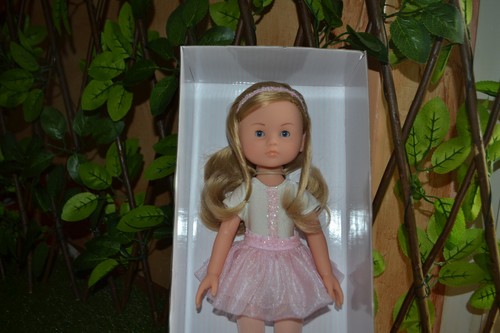 Poupee corolle neuve camille - neuve,