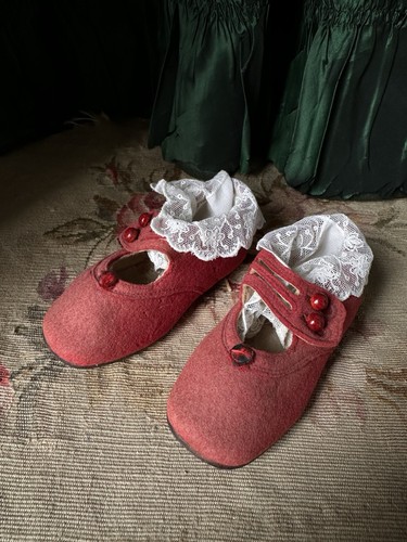 Chaussures anciennes bébé - chaussures,