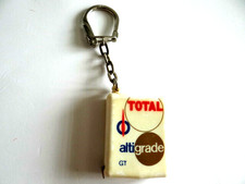 porte clés automobile bidon TOTAL metre enrouleur bourbon