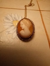 BELLE Broche avec camée