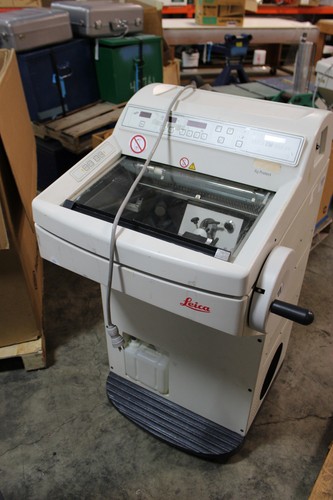 Leica cm1850 cryostat - 1,