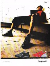 PUBLICITE ADVERTISING  2002  REEBOK  Chaussures de sport  IVERSON