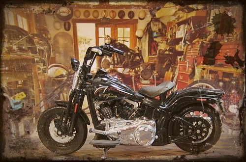 Maisto harley davidson - maisto, 1/18