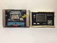 Zaxxon Double Panel Bandai Sega LCD GAME DIGITAL VERSION EUROPÉENNE 