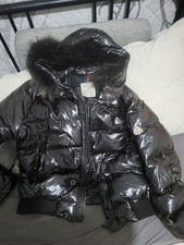Moncler maya Taille M / 6