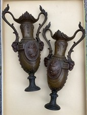 ANCIENNE PAIRE DE VASE ART