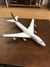 Boeing B747-200 Lufthansa 1/200 JFOX.  JF-747-27-023