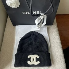 Chanel Bonnet en cachemire