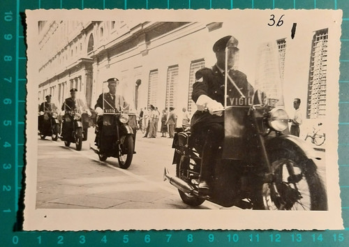 Photo moto guzzi vigili urbani - guzzi,