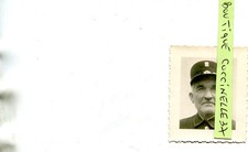 PHoto semble employé La Poste Casquette Croix SUISSE et sigle PTT Militaire ?
