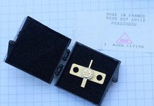 1x Philips PKB23003U Transistor micro-ondes UHF 2GHz. NATO 9335 027 60112.