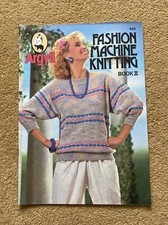 Livre à tricoter machine mode Argyll 2 dames 11 modèles n°440