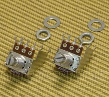 770-1502-000 (2) Fender Guitar