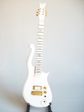 Guitare miniature de Prince