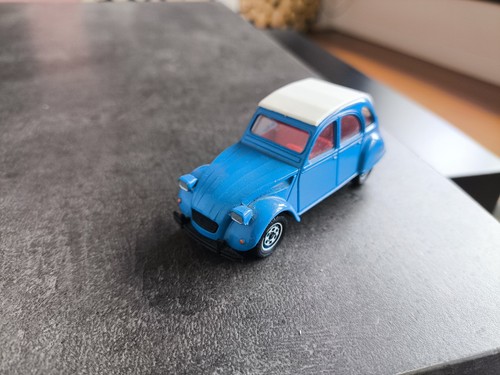 Solido 1301 citroen 2cv6 - 1/43,