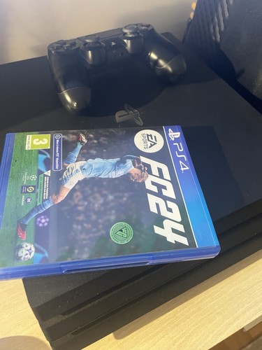 Playstation pro avec - avec, manette