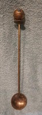 Ancien Éteignoir À Bougie En Laiton Avec Grelot Au Bout , Avec Sa Patine 