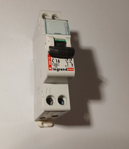 Disjoncteur c16 legrand - legrand, p