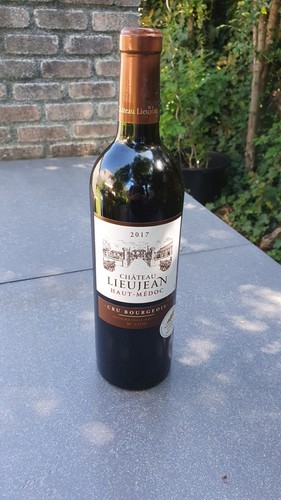 Haut médoc château lieujean - haut-médoc,