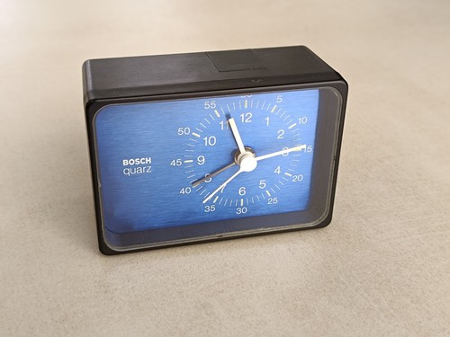 Horloge quartz bosch - à, space