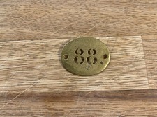 Numéro 88 en laiton pour