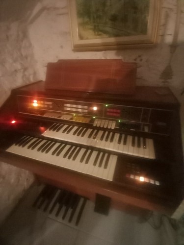 Orgue électronique vintage