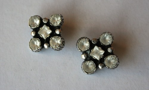 Boucles oreille signées - boucles,