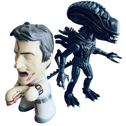 Alien titans vinyl - alien,