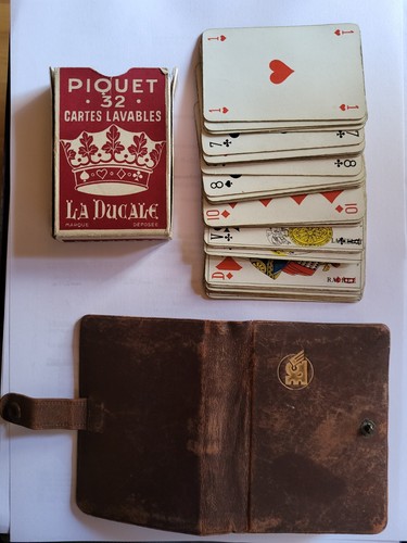 Jeu cartes piquet très - jeu,