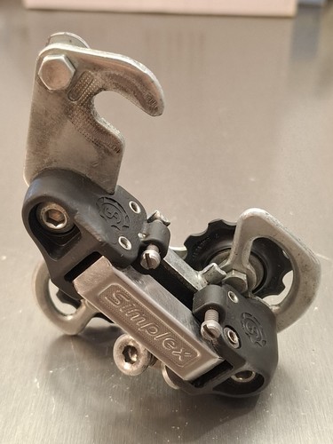 Rear derailleur simplex - rear,