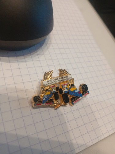 Pin formule 1 - pin's,