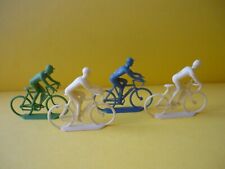 SALZA (plastique) - 4 coureurs cyclistes, Tour de France.