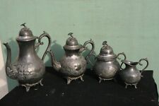 service à thé en étain. **