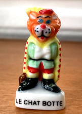 Superbe fève LE CHAT BOTTE