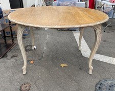 table ovale en chêne massif