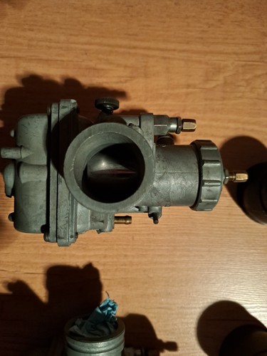 Carburateurs manchons - carburateurs, et